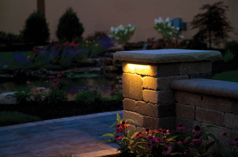 6&quot; Warm White Hardscape Light