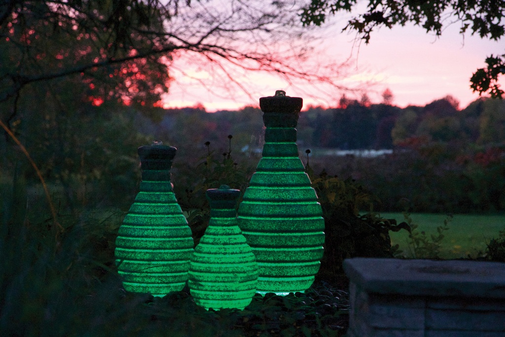 18&quot; Color Changing Vase Fountain Kit w/ Pump &amp; Basin